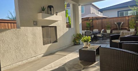 5907 Bonneville, Sacramento, CA 95835 Photo