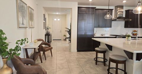 5907 Bonneville, Sacramento, CA 95835 Photo