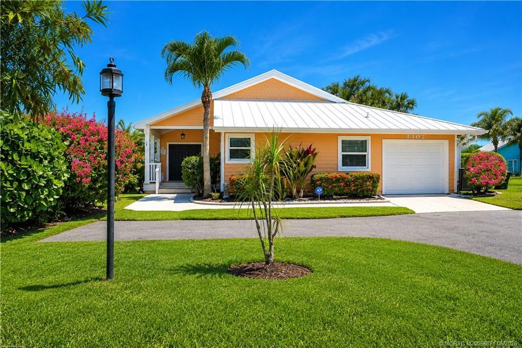 3302 NE Spinnaker Way, Jensen Beach, FL 34957 Photo