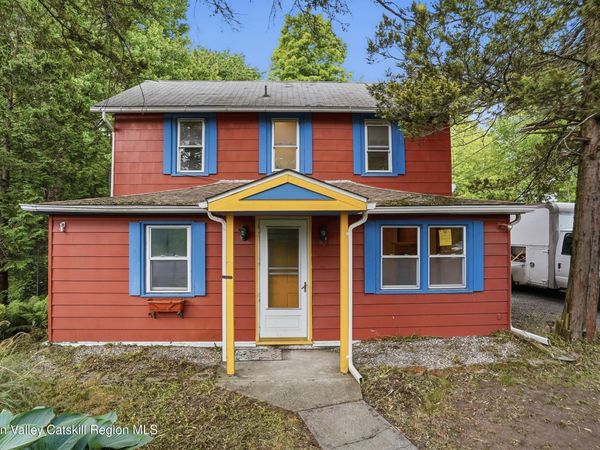 872 Route 212 , Saugerties, NY 12477