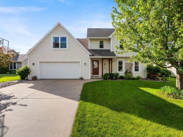 4501 N Stonebridge COURT, Appleton, WI 54913