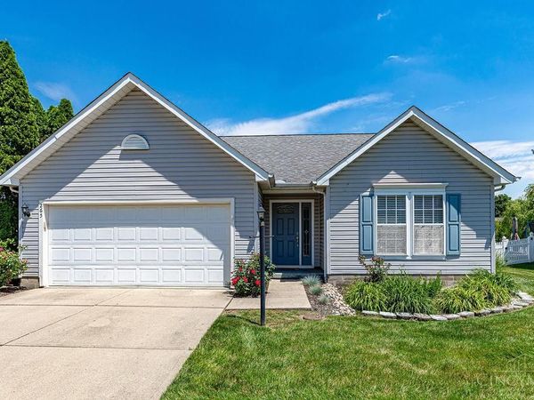 265 Easton Manor Drive, Monroe, OH 45050