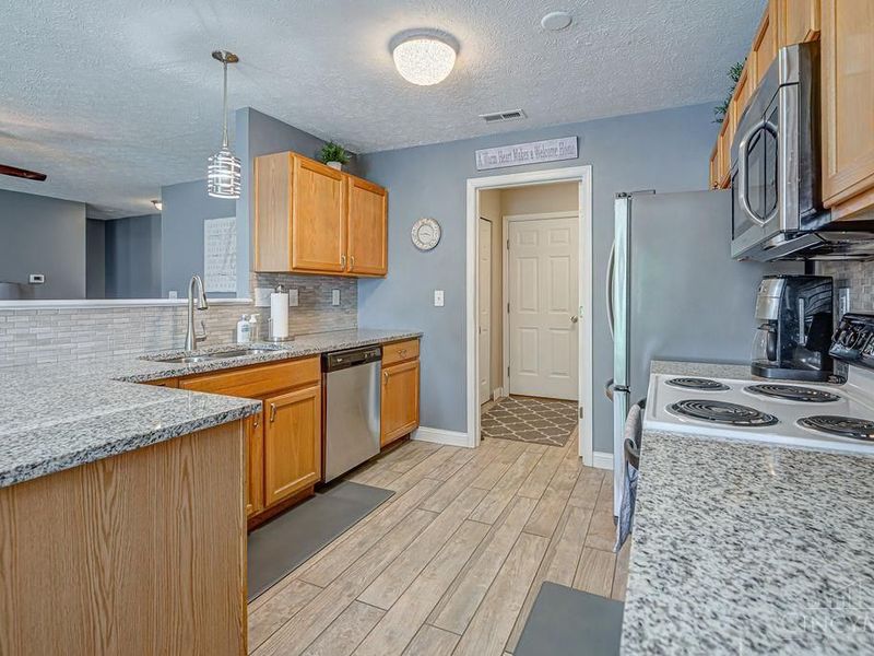 265 Easton Manor Drive, Monroe, OH 45050 Photo 11