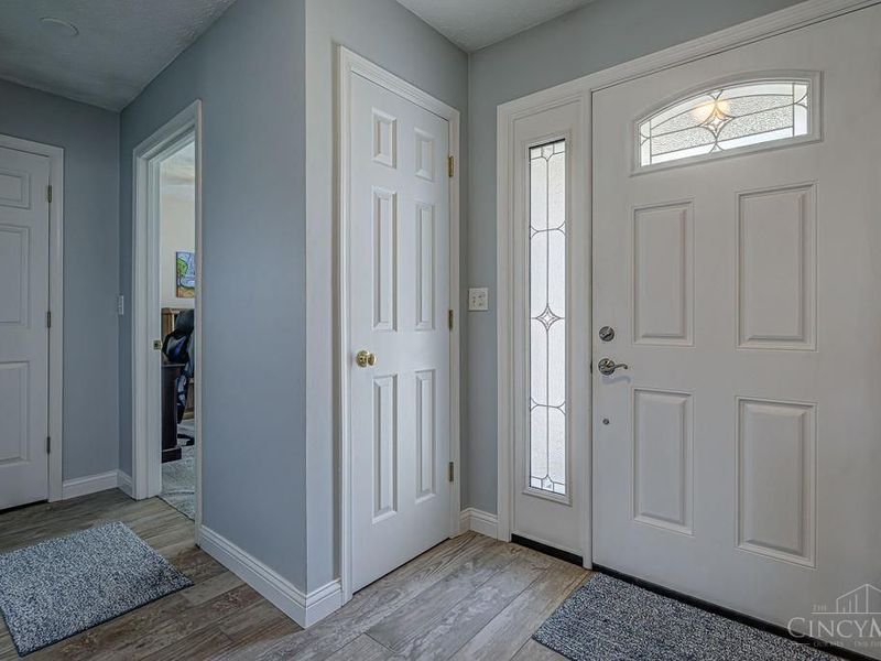 265 Easton Manor Drive, Monroe, OH 45050 Photo 2
