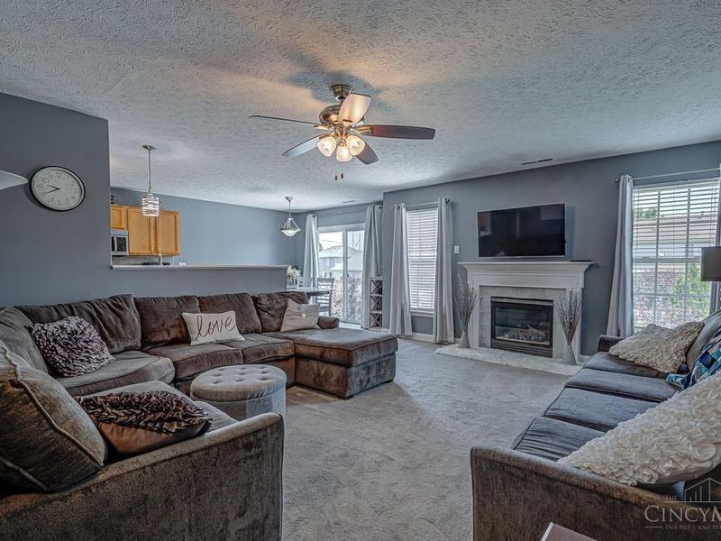 265 Easton Manor Drive, Monroe, OH 45050 Photo 6