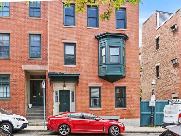 12 Washington St, Unit 3, Boston, MA 02129
