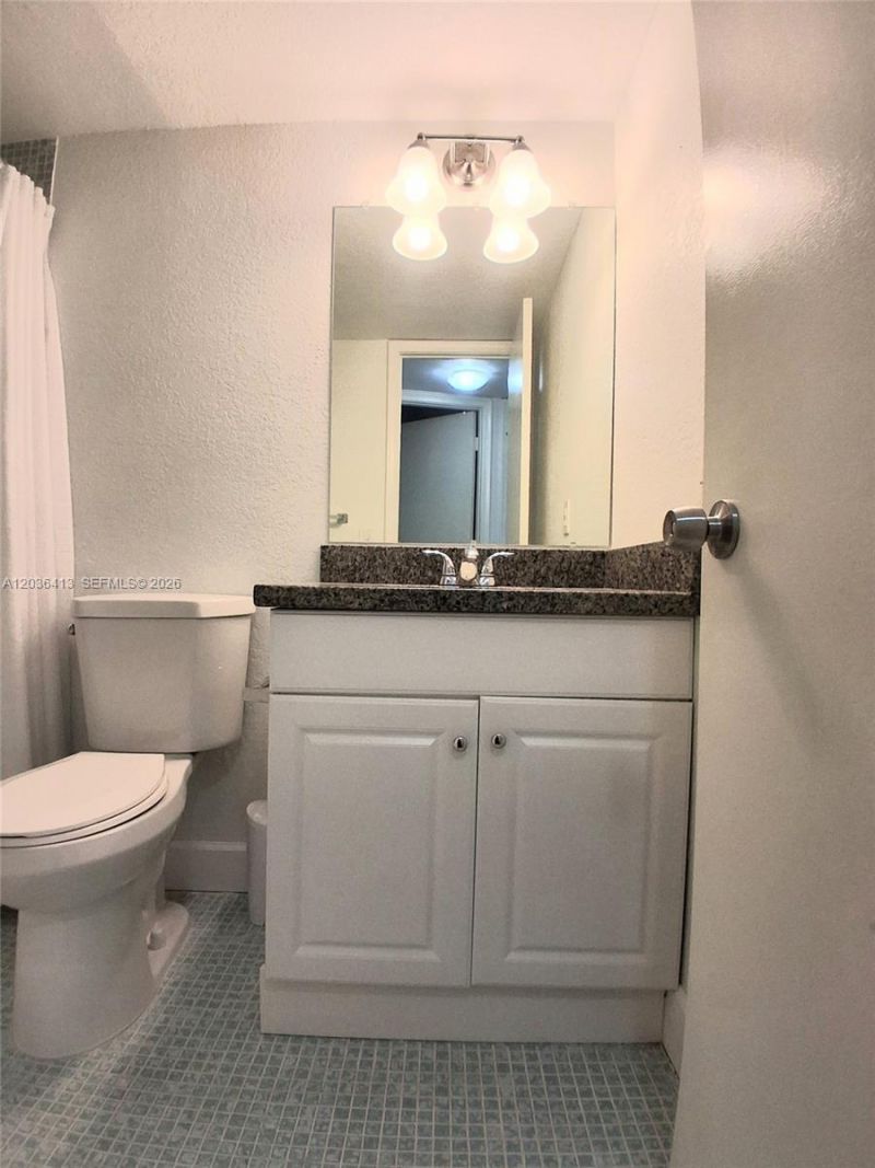 9460 Sunrise Lakes Blvd , Unit 309, Sunrise, FL 33322 Photo