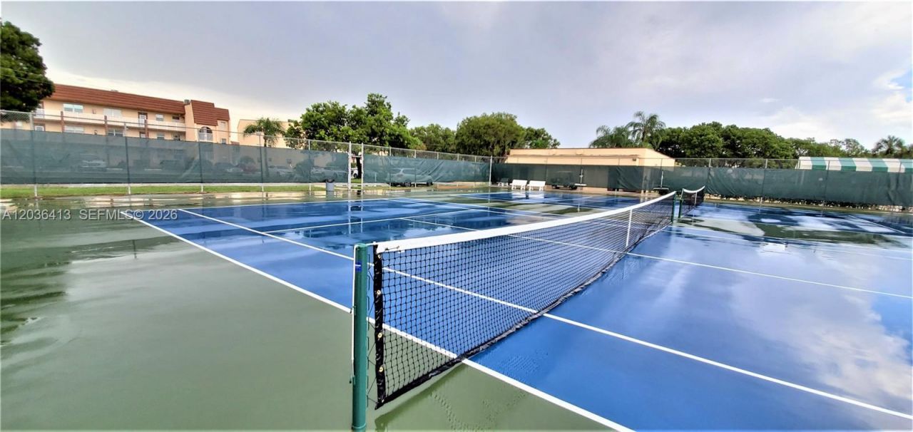 9460 Sunrise Lakes Blvd , Unit 309, Sunrise, FL 33322 Photo