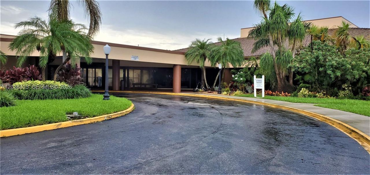 9460 Sunrise Lakes Blvd , Unit 309, Sunrise, FL 33322 Photo