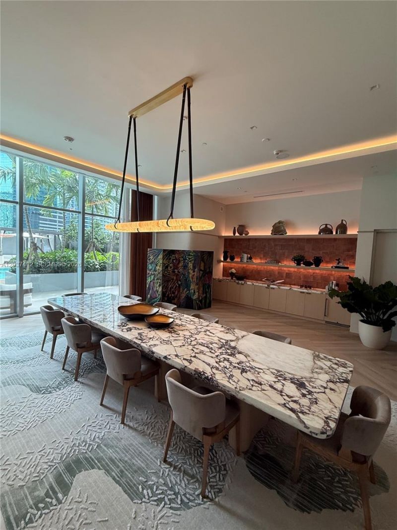 77 SE 5th St , Unit 1705, Miami, FL 33131 Photo