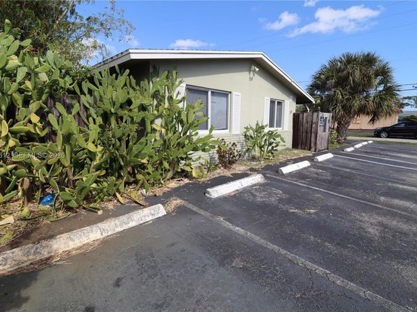 59 NW 37th St , Unit 5, Oakland Park, FL 33309