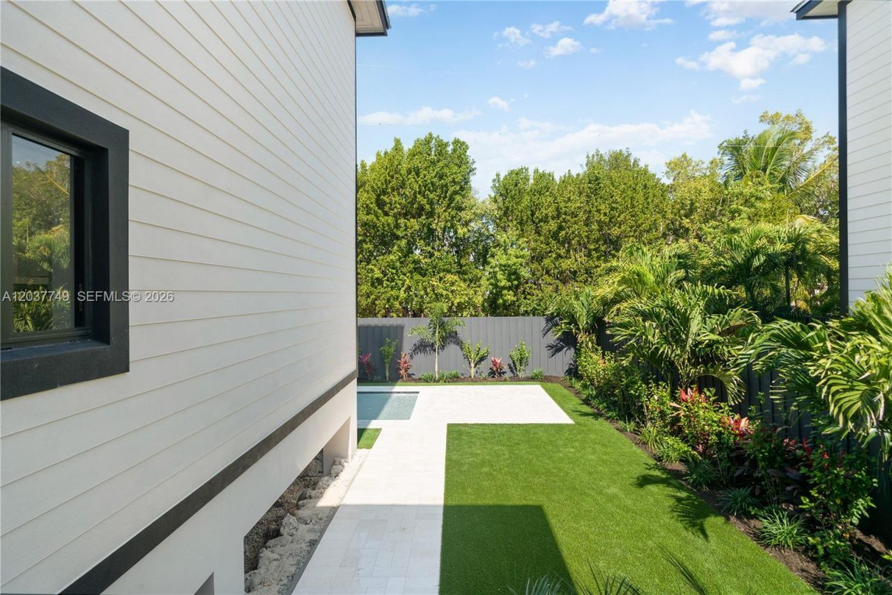 17 Coral Way , Key Largo, FL 33037 Photo
