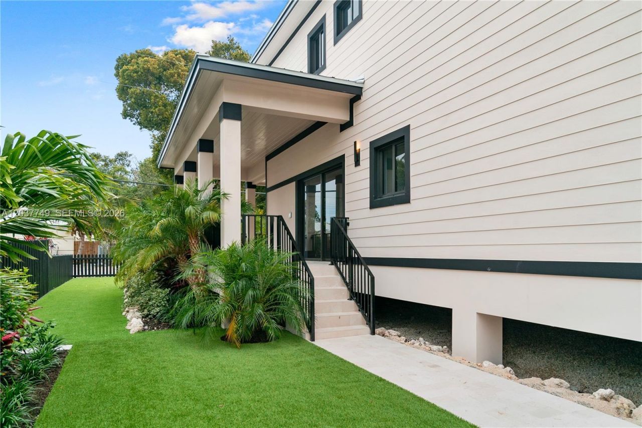 17 Coral Way , Key Largo, FL 33037 Photo
