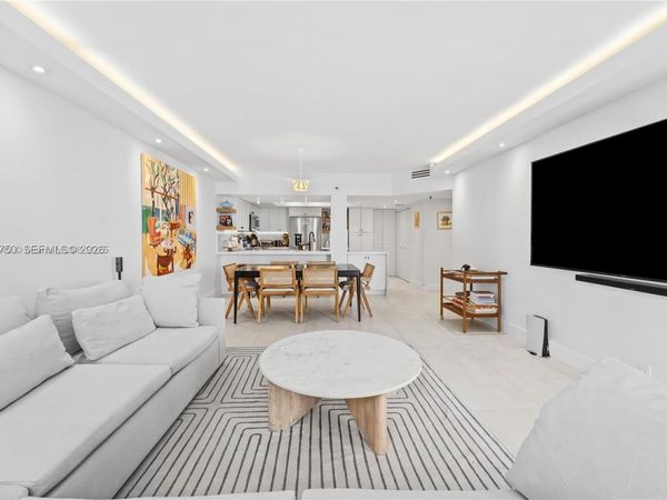 520 Brickell Key Dr , Unit A713, Miami, FL 33131