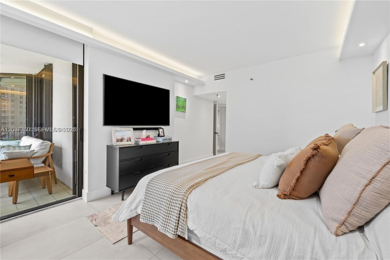 520 Brickell Key Dr , Unit A713, Miami, FL 33131 Photo