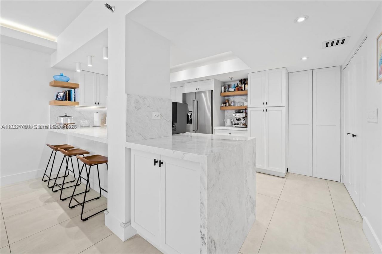 520 Brickell Key Dr, Unit A713, Miami, FL 33131 Photo