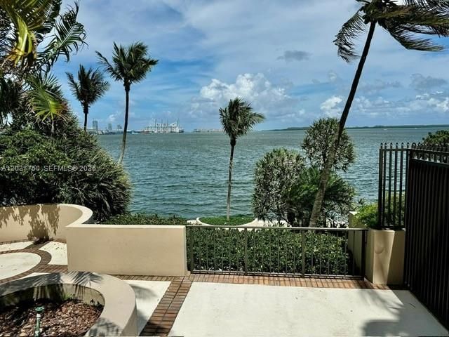 520 Brickell Key Dr, Unit A713, Miami, FL 33131 Photo
