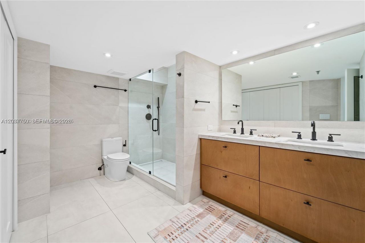 520 Brickell Key Dr, Unit A713, Miami, FL 33131 Photo