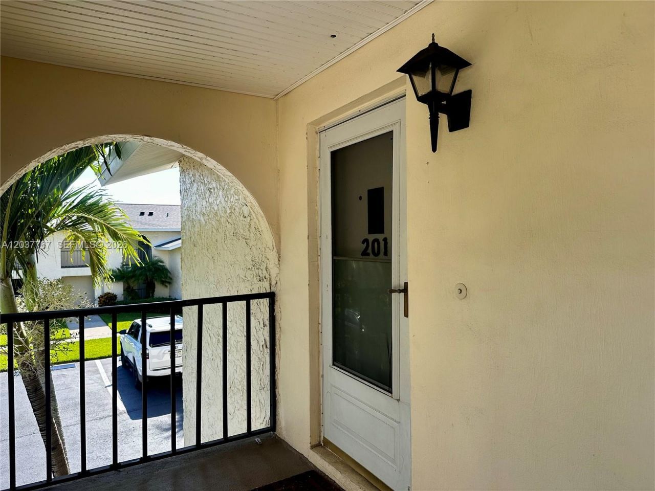1815 Robalo Dr , Unit 201C, Vero Beach, FL 32960 Photo