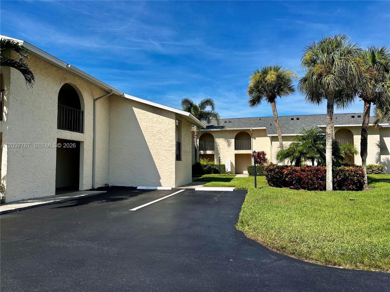 1815 Robalo Dr , Unit 201C, Vero Beach, FL 32960 Photo