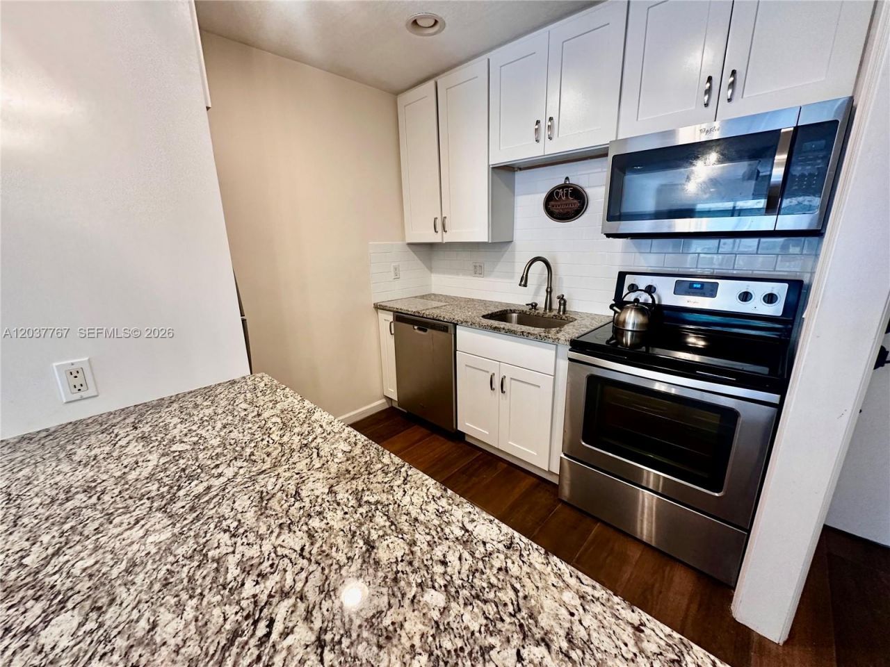 1815 Robalo Dr , Unit 201C, Vero Beach, FL 32960 Photo