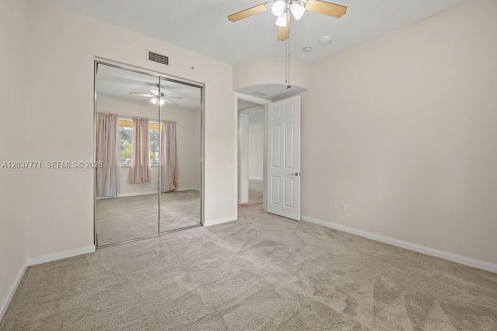 17 W Harbour Isle Dr W , Unit 103, Fort Pierce, FL 34949 Photo