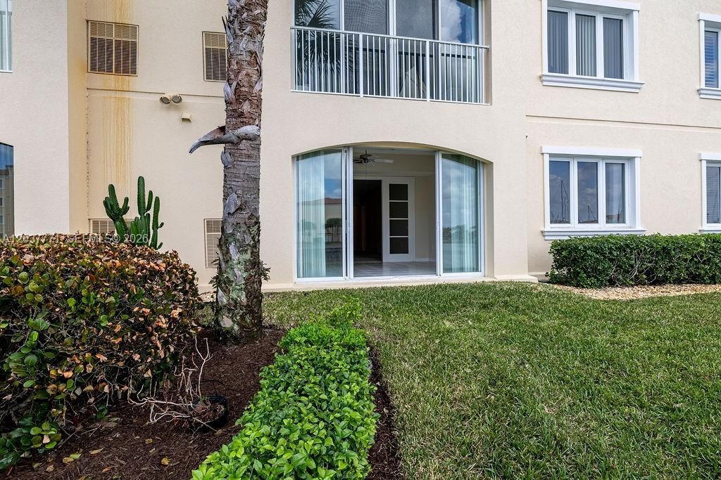 17 W Harbour Isle Dr W , Unit 103, Fort Pierce, FL 34949 Photo