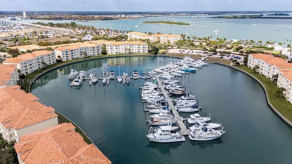 17 W Harbour Isle Dr W , Unit 103, Fort Pierce, FL 34949 Photo