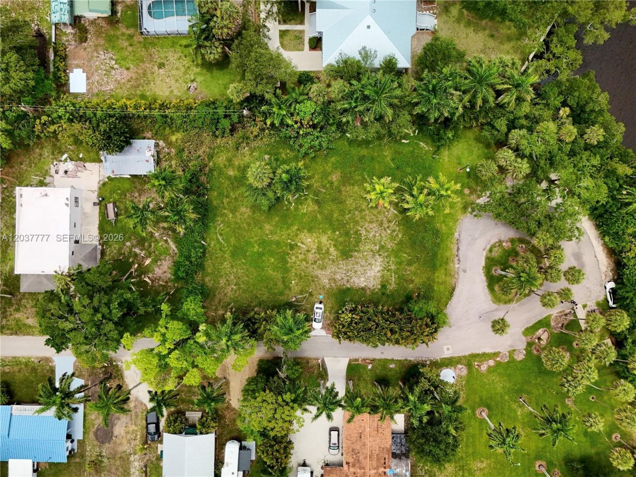 304 Royal Palm Park Rd, Fort Myers, FL 33905 Photo
