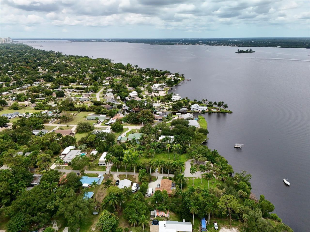 304 Royal Palm Park Rd, Fort Myers, FL 33905 Photo