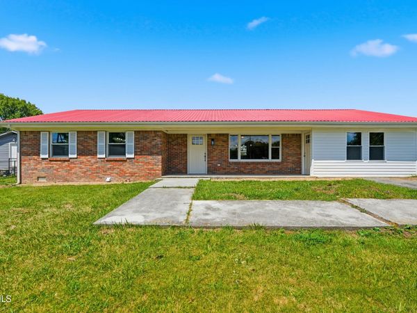 2911 Dungannon Road, Coeburn, VA 24230