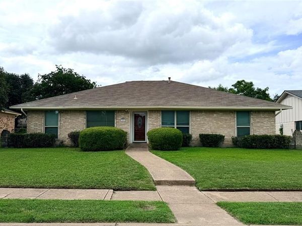 1521 Leicester Street, Garland, TX 75044
