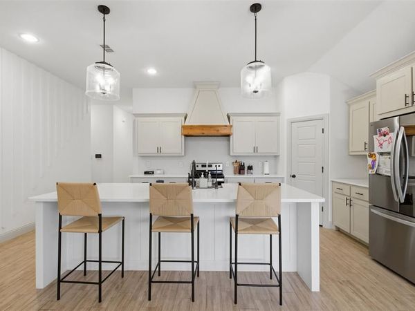924 Rodgers Avenue, Godley, TX 76044