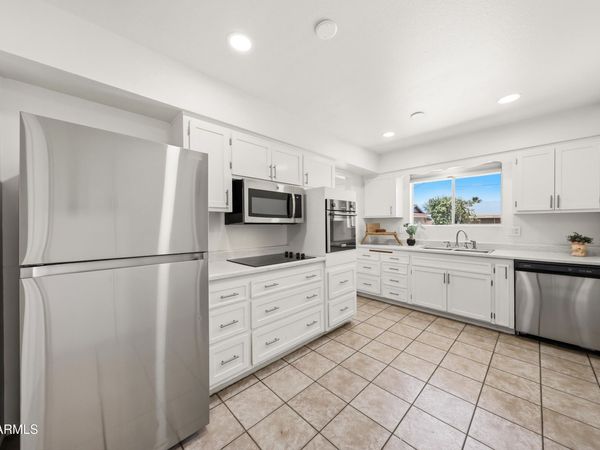 10740 W SUN CITY Boulevard, Sun City, AZ 85351