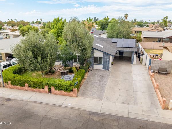 6732 W MEDLOCK Drive, Glendale, AZ 85303