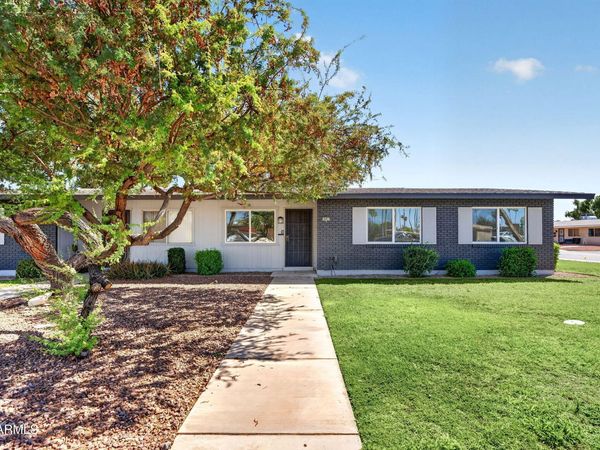 10931 W THUNDERBIRD Boulevard, Sun City, AZ 85351