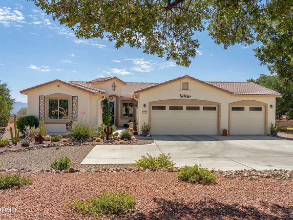 6439 E SADDLEHORN Circle, Hereford, AZ 85615