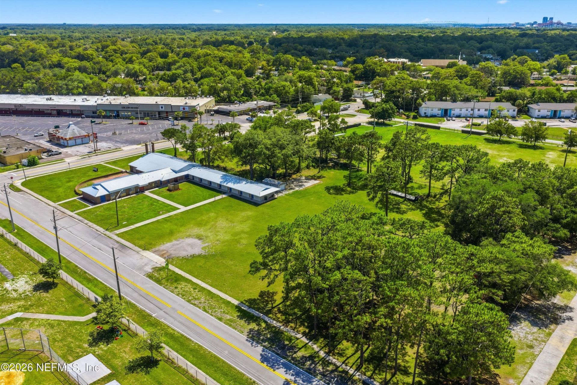 8075 Lone Star Road, Jacksonville, FL 32211 Photo