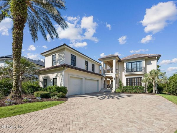 121 CARRIAGE LAMP Way, Ponte Vedra Beach, FL 32082
