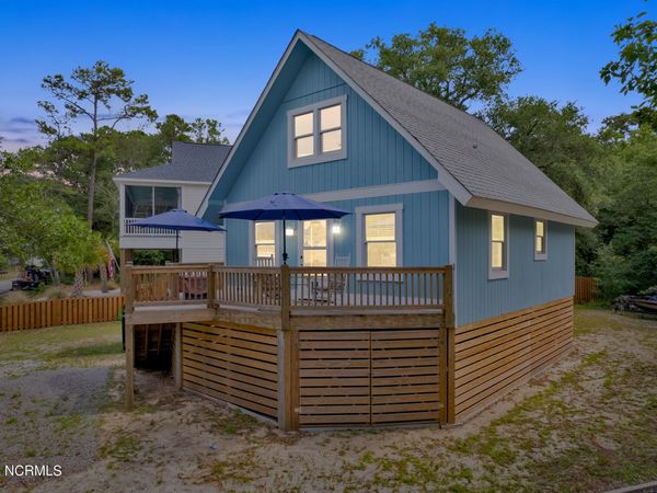 116 SW 22nd Street, Oak Island, NC 28465