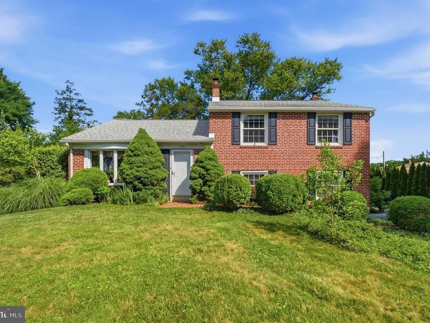 113 Lombardy Drive, Wallingford, PA 19086 Main Photo