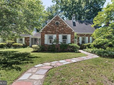 421 W ELMA AVENUE , LAUREL SPRINGS, NJ 08021