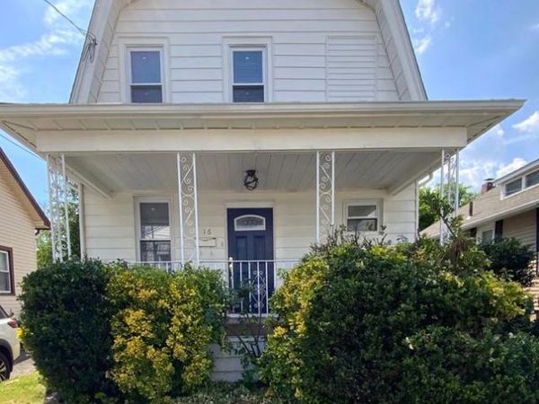 16 W ROLAND ROAD , BROOKHAVEN, PA 19015