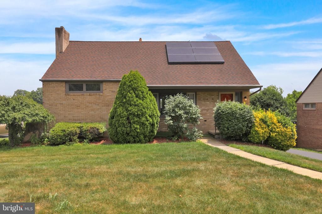 205 W 38th Street, Reading, PA 19606 Main Photo