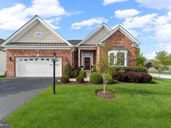 818 WOODS END COURT, COLLEGEVILLE, PA 19426