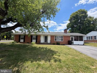 302 WENTWORTH DRIVE, WINCHESTER, VA 22601