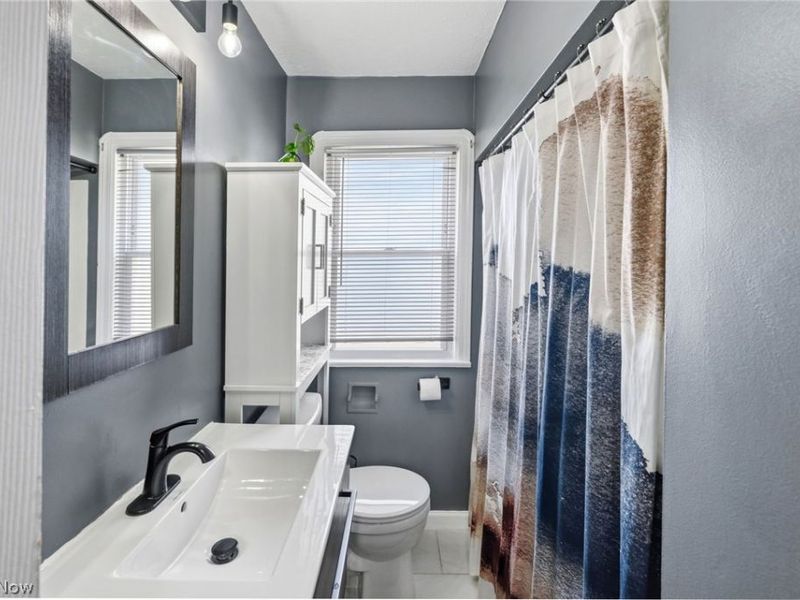 13101 Tyler Avenue, Cleveland, OH 44111 Photo 14