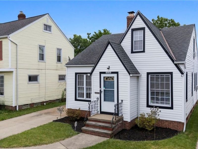 13101 Tyler Avenue, Cleveland, OH 44111 Photo 2