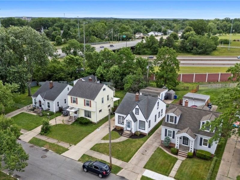 13101 Tyler Avenue, Cleveland, OH 44111 Photo 4