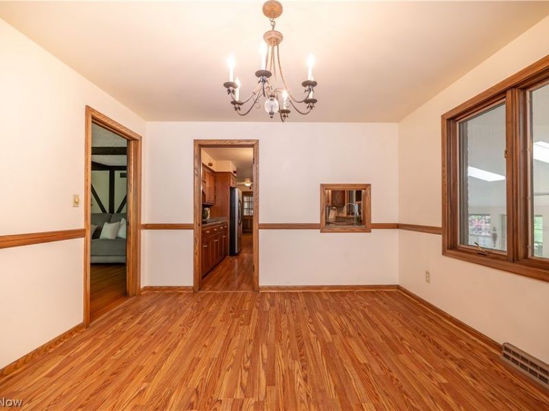 509 Sugar Camp Drive, East Palestine, OH 44413 Photo 11
